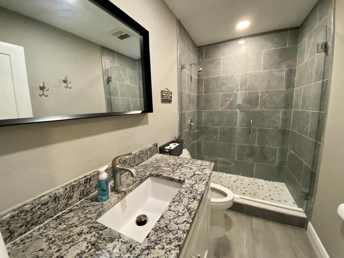 Spacious 5 Bedrooms 3 Bathrooms Family-Friendly Home With Heated Salt Pool Clearwater Buitenkant foto