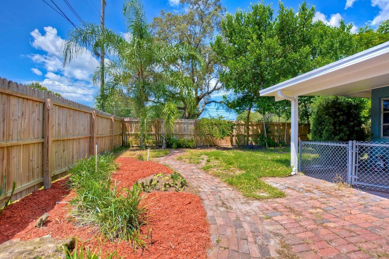 Spacious 5 Bedrooms 3 Bathrooms Family-Friendly Home With Heated Salt Pool Clearwater Buitenkant foto